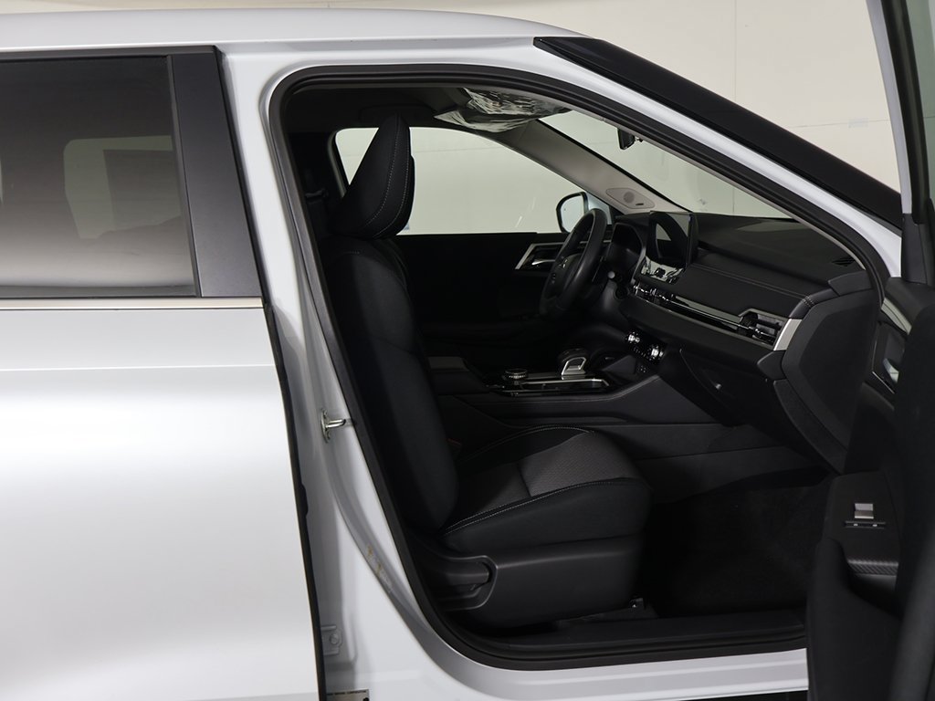 New 2026 Mitsubishi Outlander ES AWD/4WD image 30