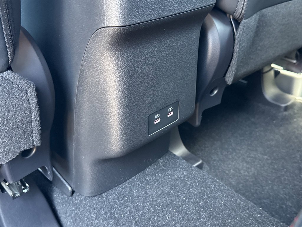 New 2027 Mitsubishi Outlander Sport SE FWD image 29
