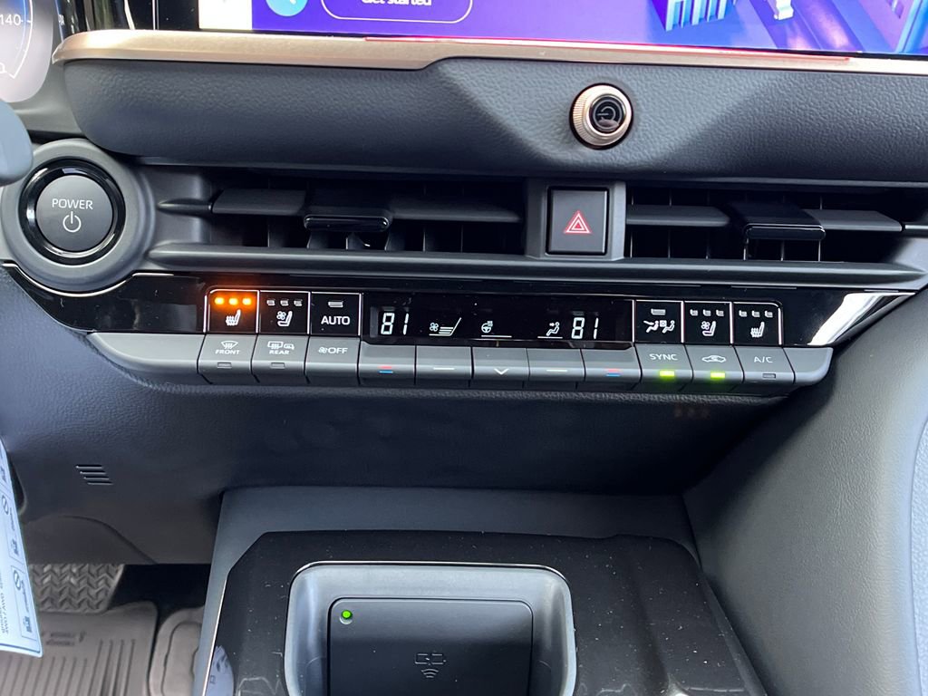 New 2025 Toyota Crown Signia w/ Advanced Technology Package image 17