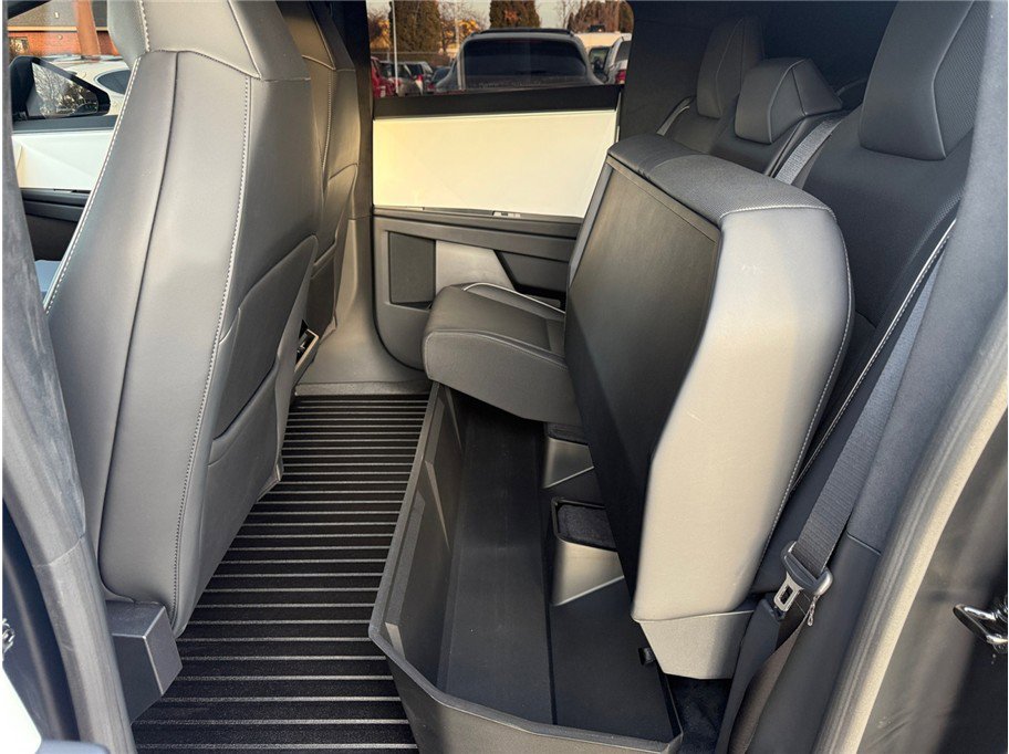 Used 2024 Tesla Cybertruck Cyberbeast image 31
