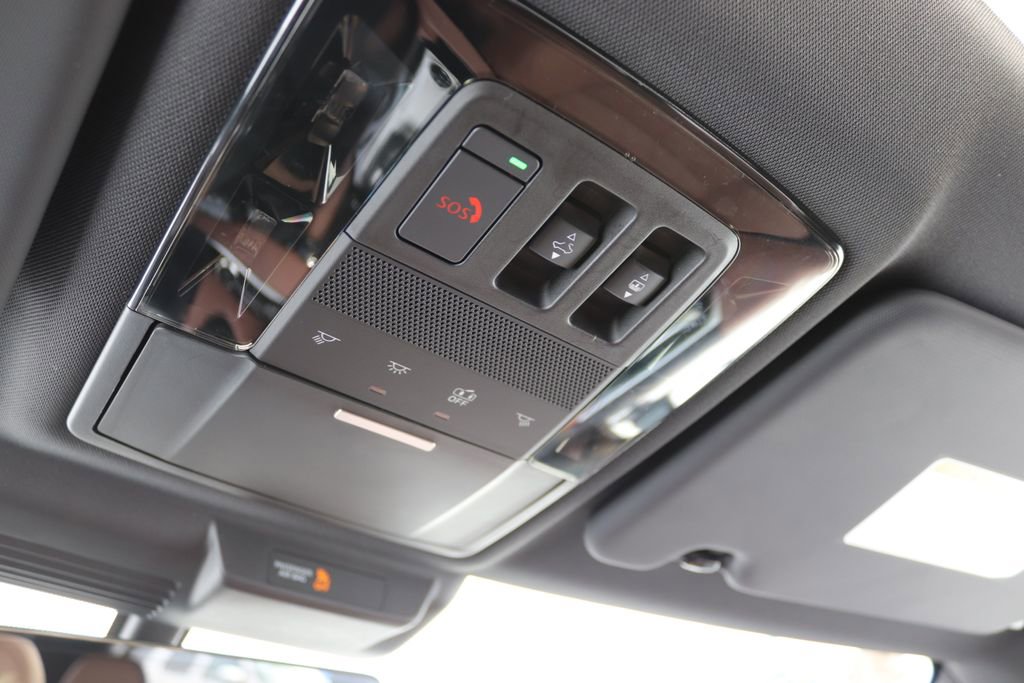 New 2026 Mitsubishi Outlander SEL image 24