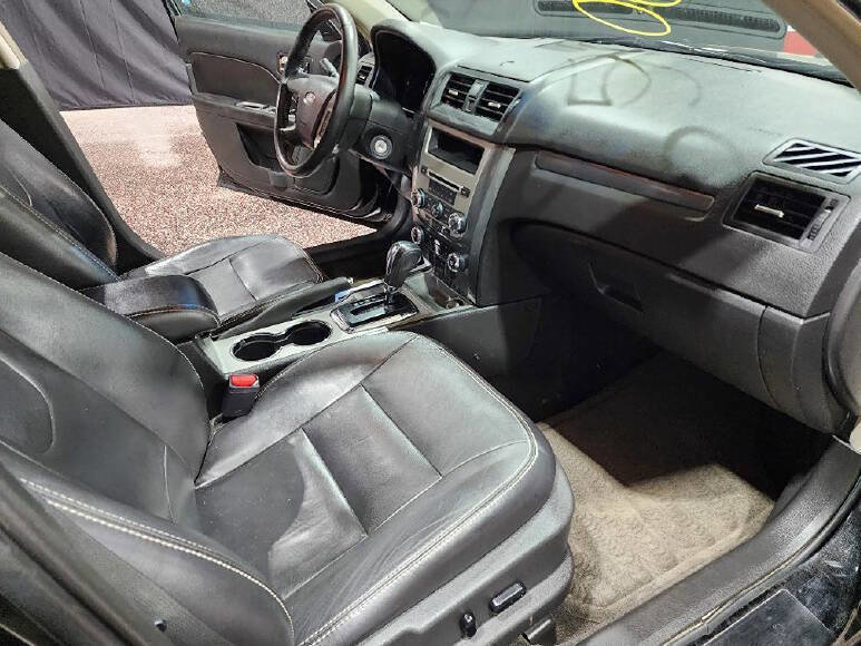 Used 2012 Ford Fusion SEL FWD image 12