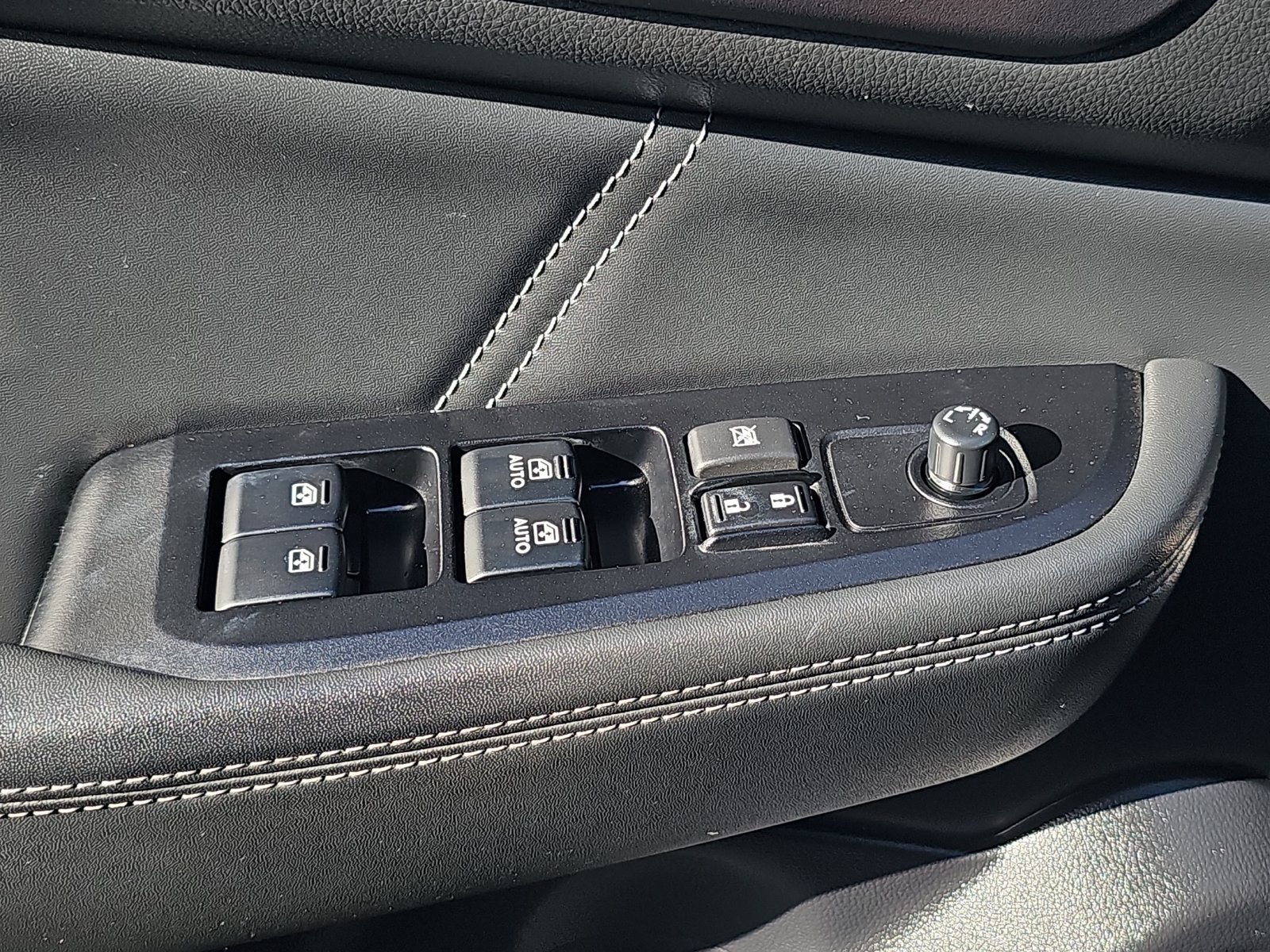 Used 2019 Subaru Outback 2.5i Limited AWD/4WD image 28