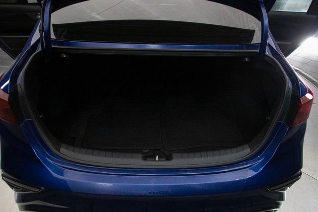 Used 2020 Kia Forte LXS image 19