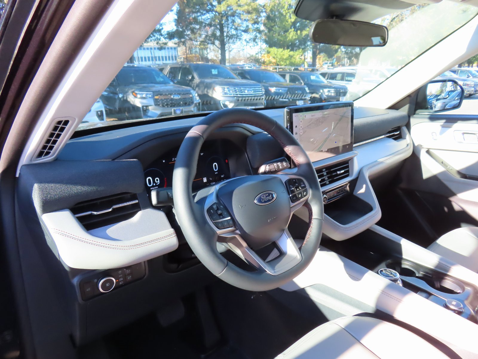 New 2026 Ford Explorer Active w/ Active Comfort Package image 7