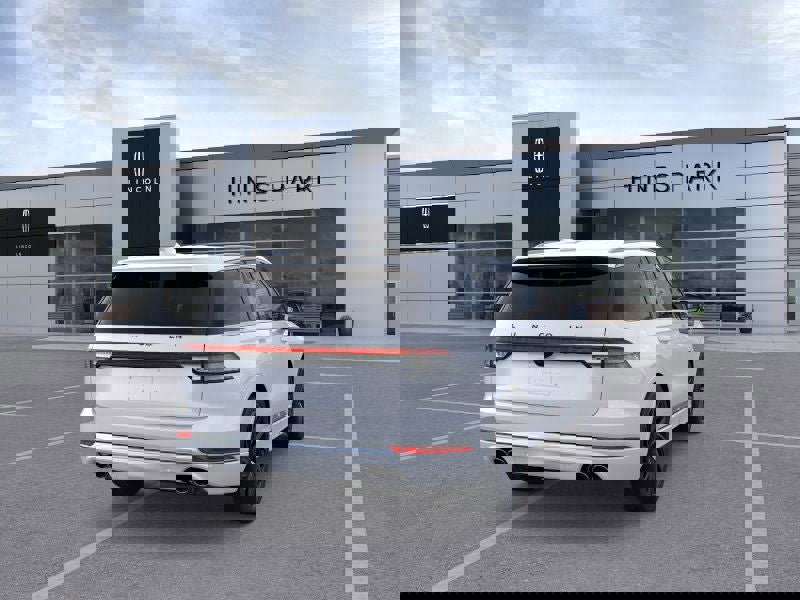 New 2026 Lincoln Aviator Black Label w/ Dynamic Handling Package image 8