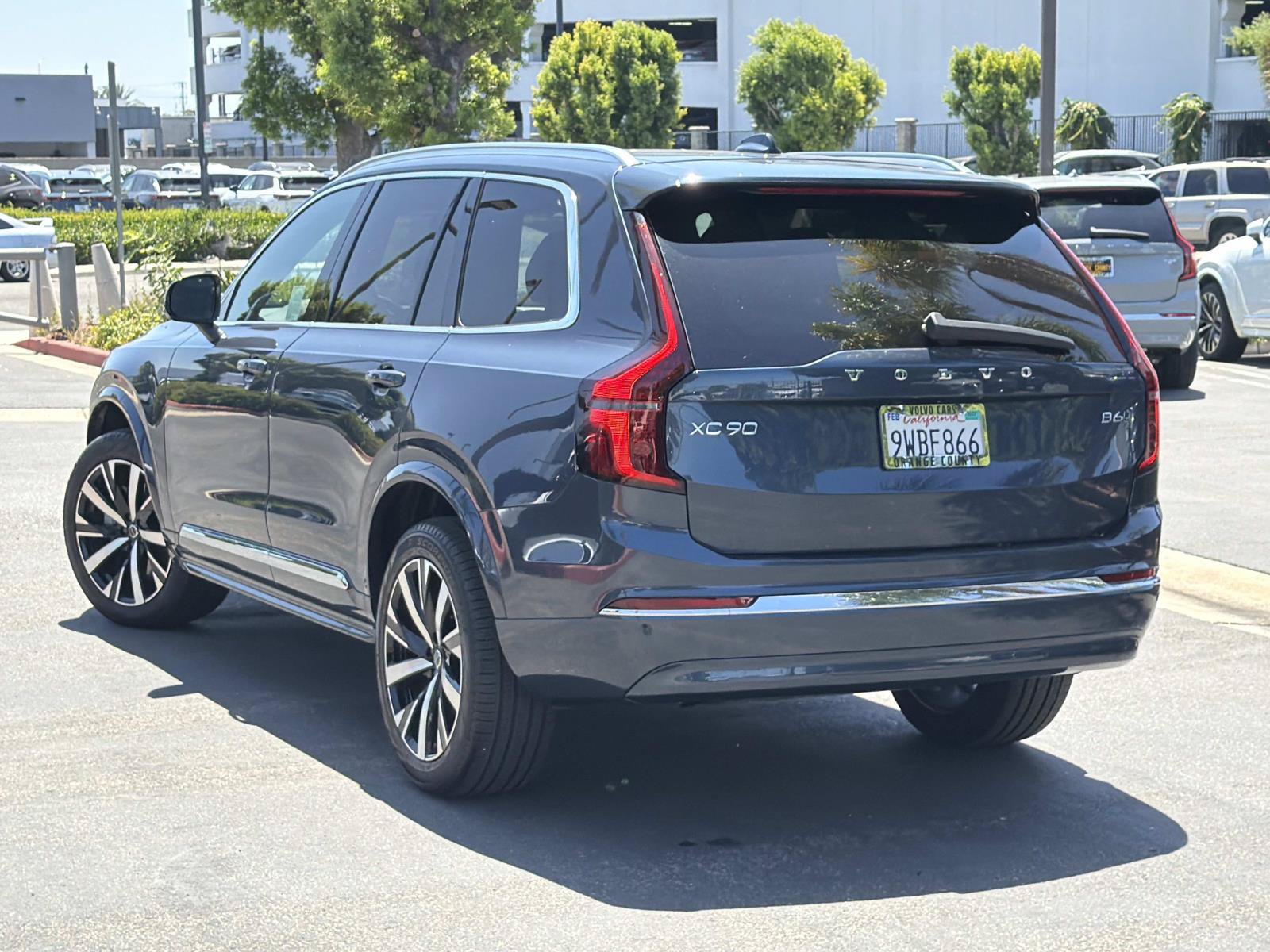 Used 2026 Volvo XC90 B6 Core AWD/4WD image 7