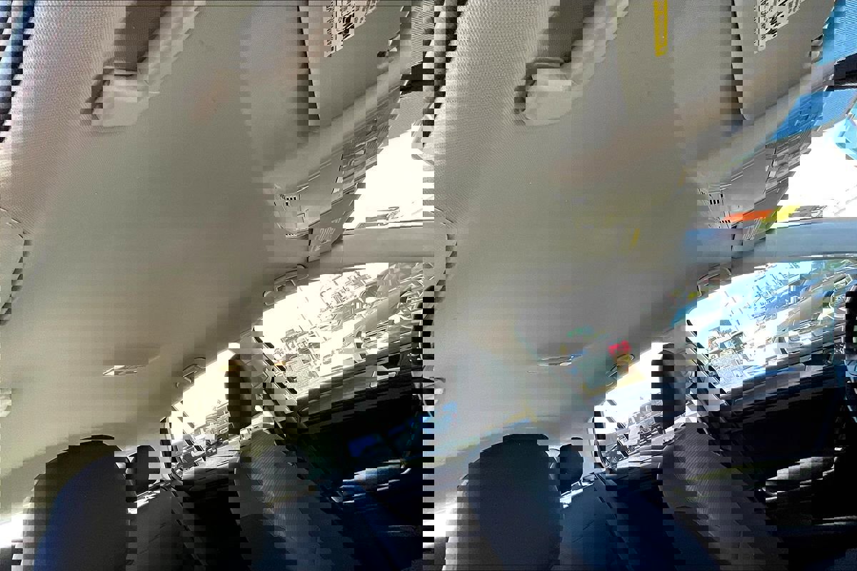 Used 2019 Volkswagen Golf S image 28