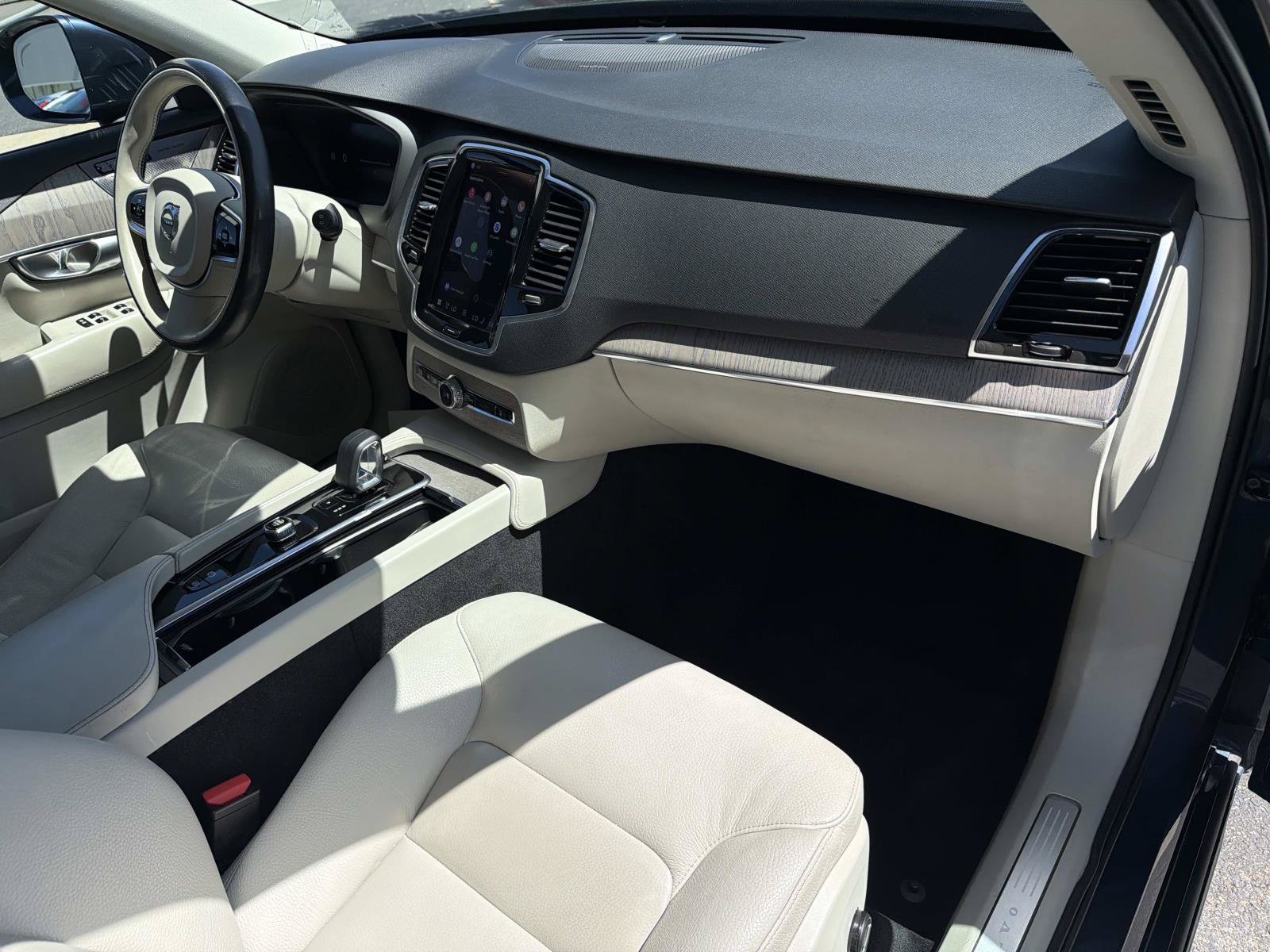 Certified 2023 Volvo XC90 B6 Plus AWD/4WD image 27