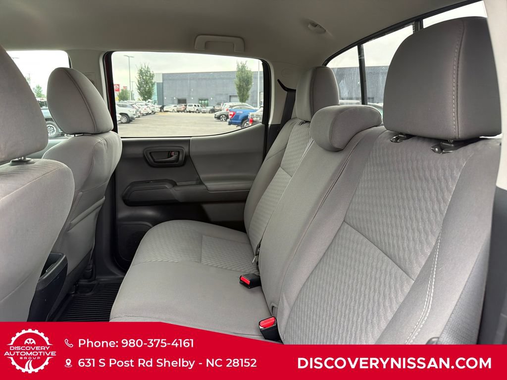 Used 2020 Toyota Tacoma SR AWD/4WD image 28