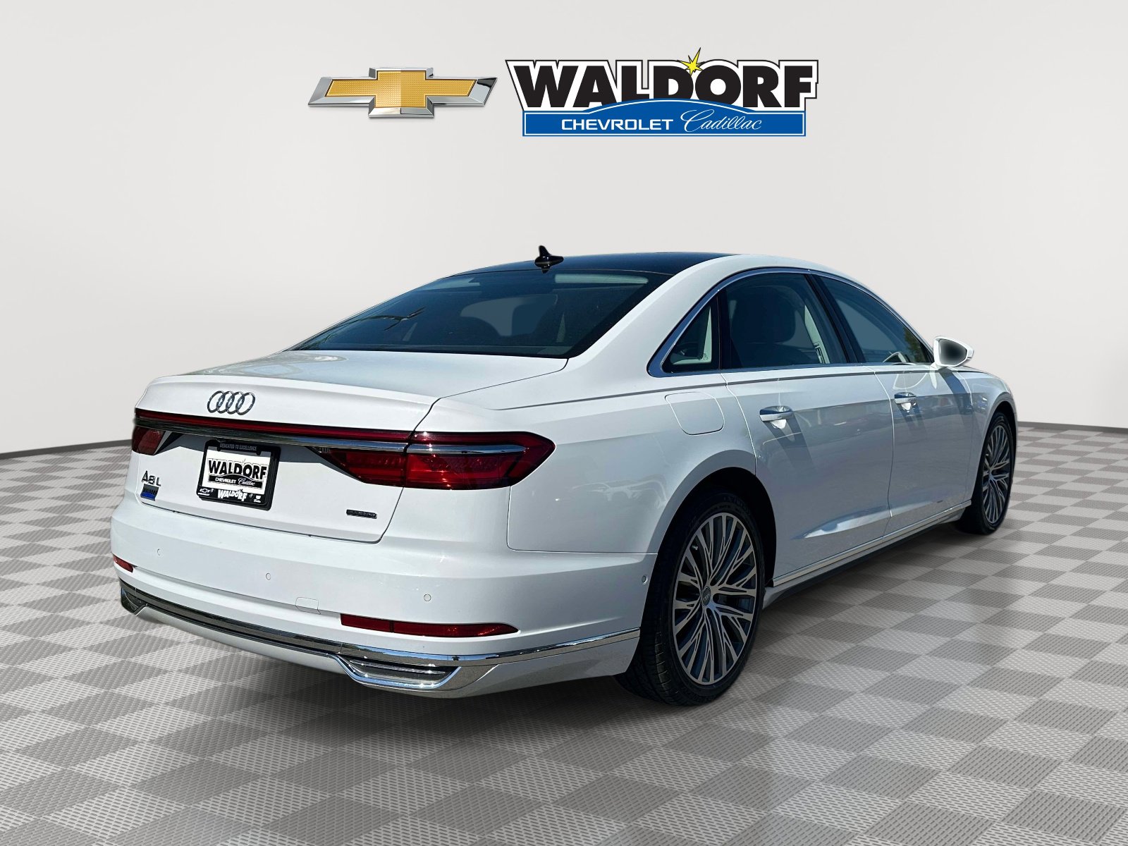 Used 2019 Audi A8 L 3.0T w/ Executive Package image 6