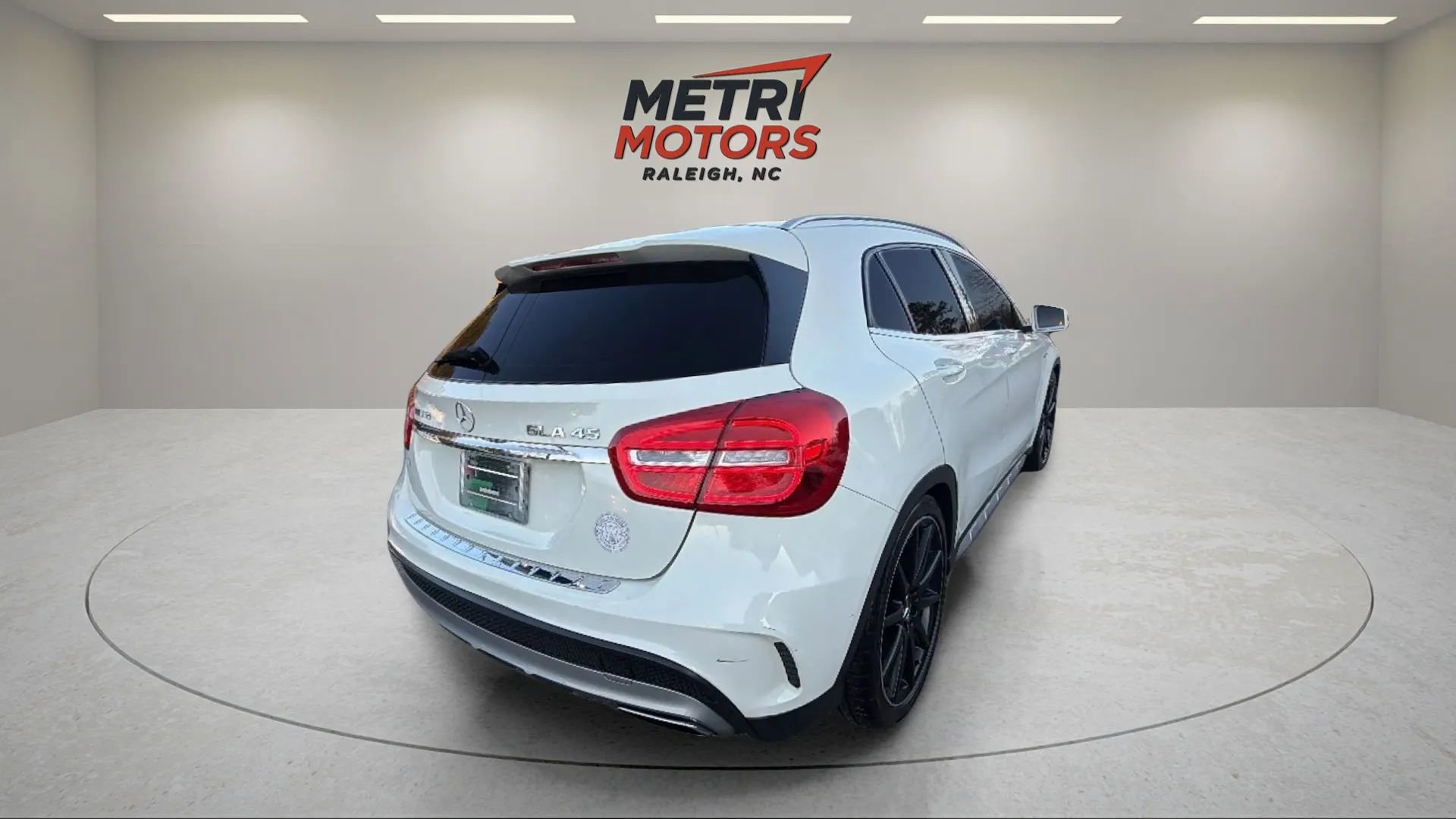 Used 2017 Mercedes-Benz GLA 45 AMG 4MATIC image 3