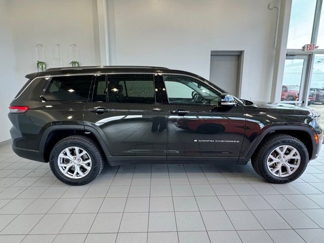 Used 2022 Jeep Grand Cherokee L Limited w/ Trailer Tow Group (B) image 37