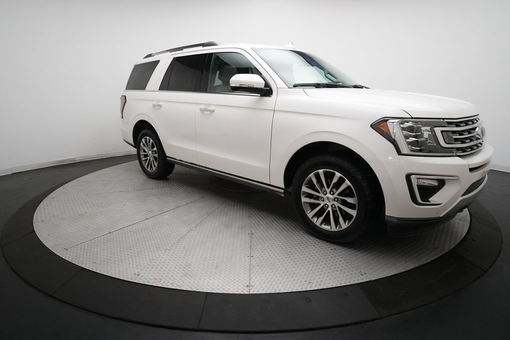 Used 2018 Ford Expedition Limited w/ Equipment Group 301A AWD/4WD image 36