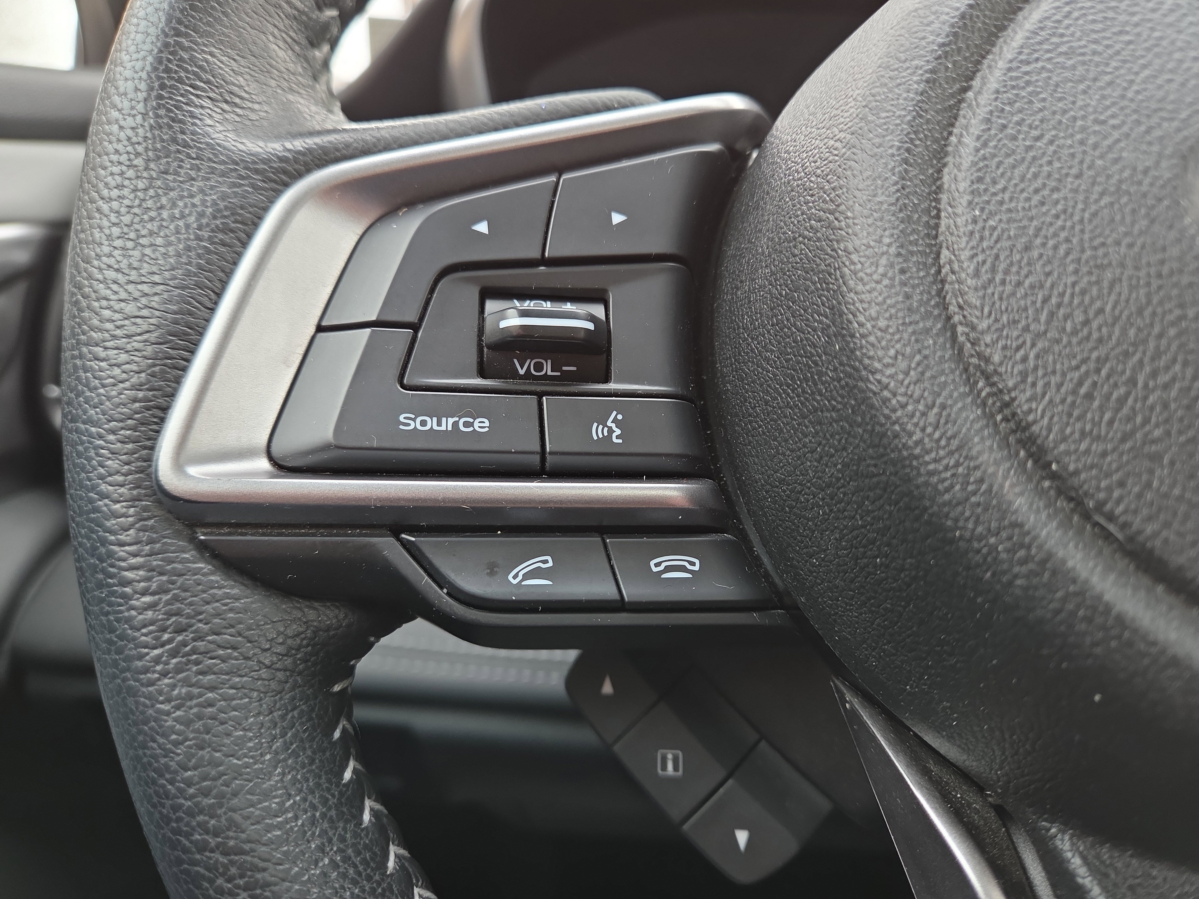 Used 2020 Subaru Outback Limited w/ Popular Package #2 image 18