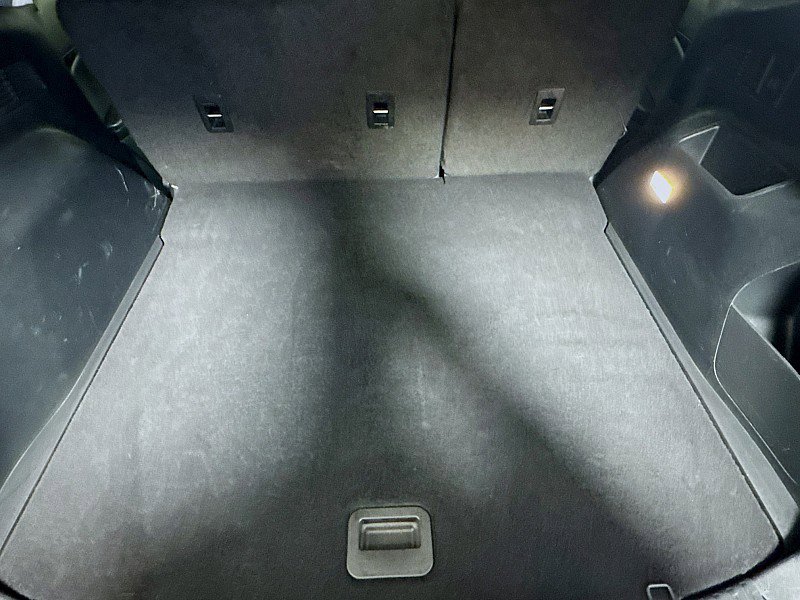 Used 2022 Ford Edge SE w/ Black Appearance Package image 22