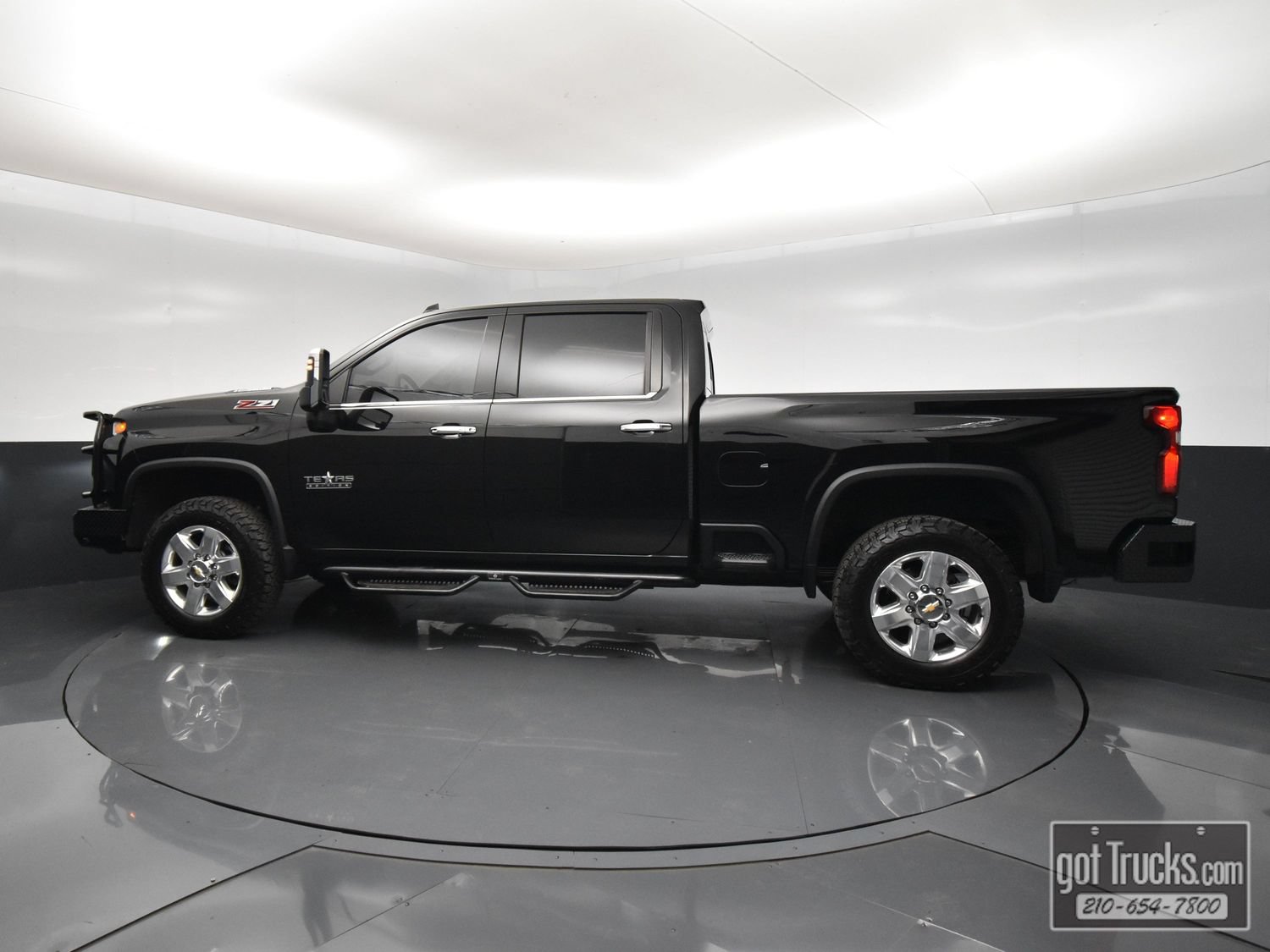 Used 2022 Chevrolet Silverado 2500 LTZ w/ LTZ Texas Edition AWD/4WD image 3