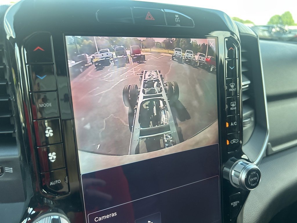New 2026 RAM 5500 Tradesman image 33