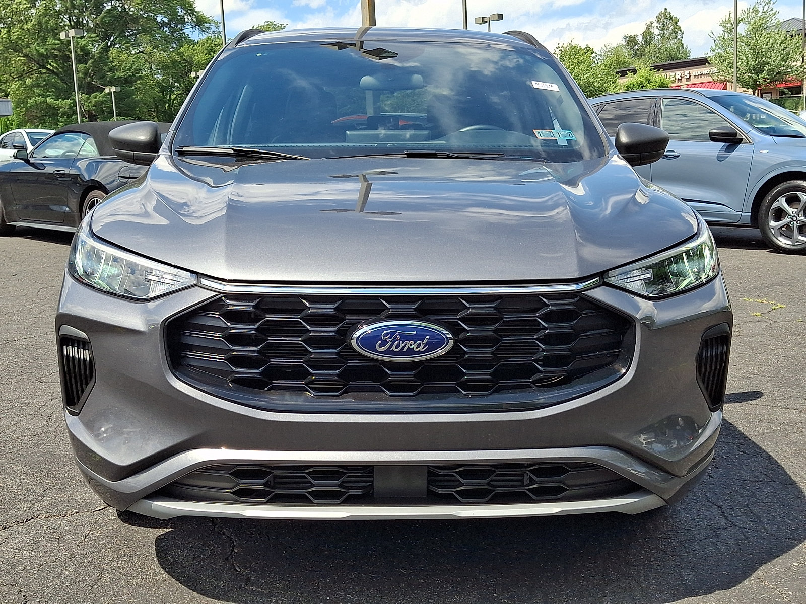 Certified 2023 Ford Escape ST-Line w/ Tech Pack #1 AWD/4WD image 2