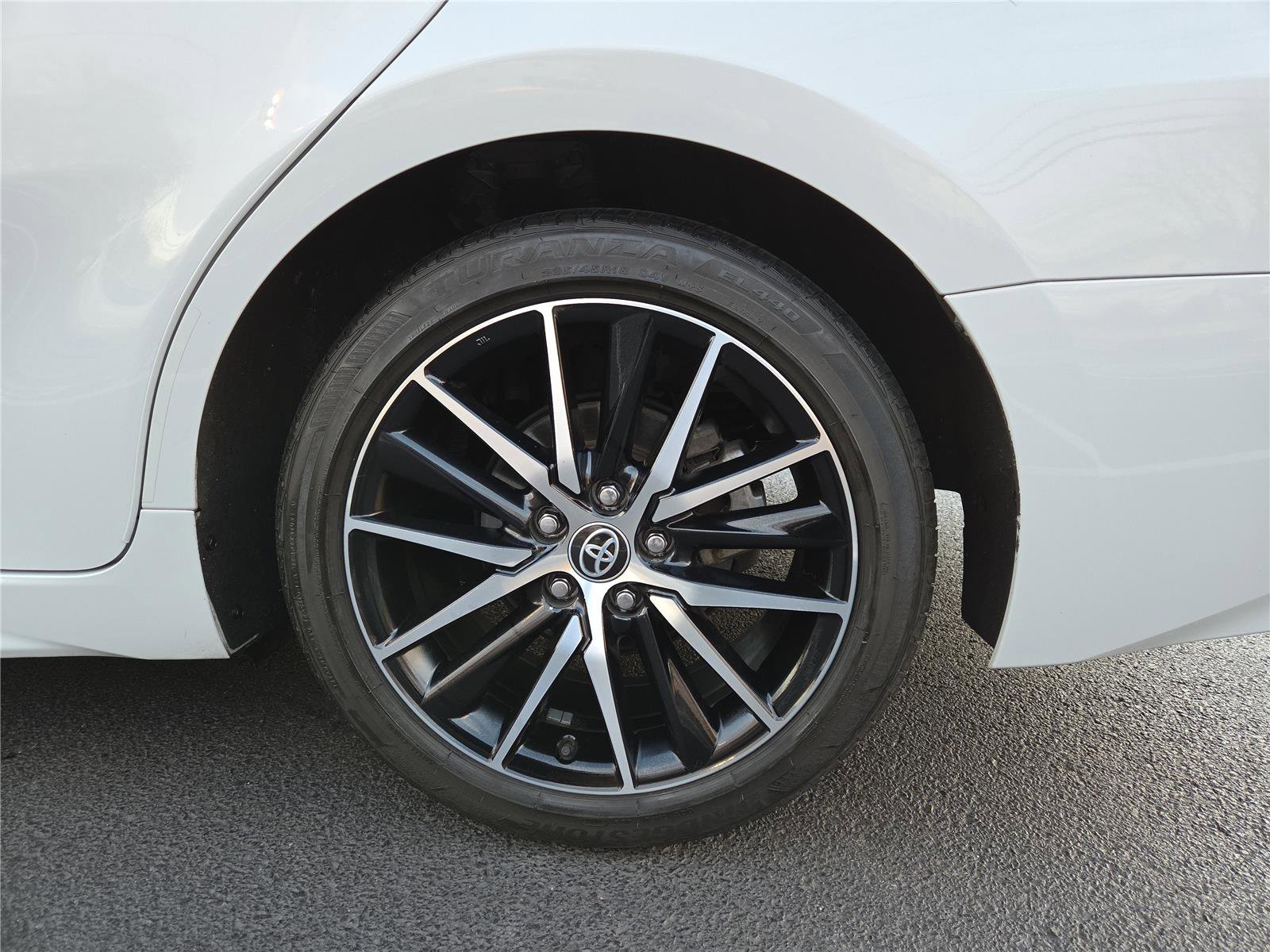 Used 2023 Toyota Camry SE image 11