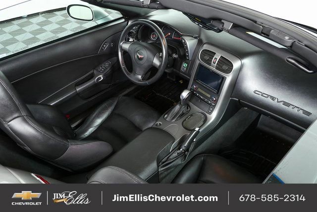 Used 2006 Chevrolet Corvette Convertible w/ Preferred Equipment Group image 26