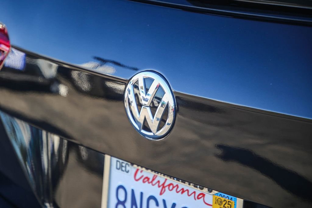 Used 2019 Volkswagen Tiguan S w/ Driver Assistance Package FWD image 12