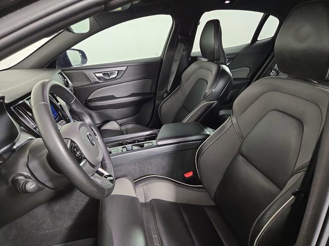 Used 2024 Volvo S60 B5 Plus image 12
