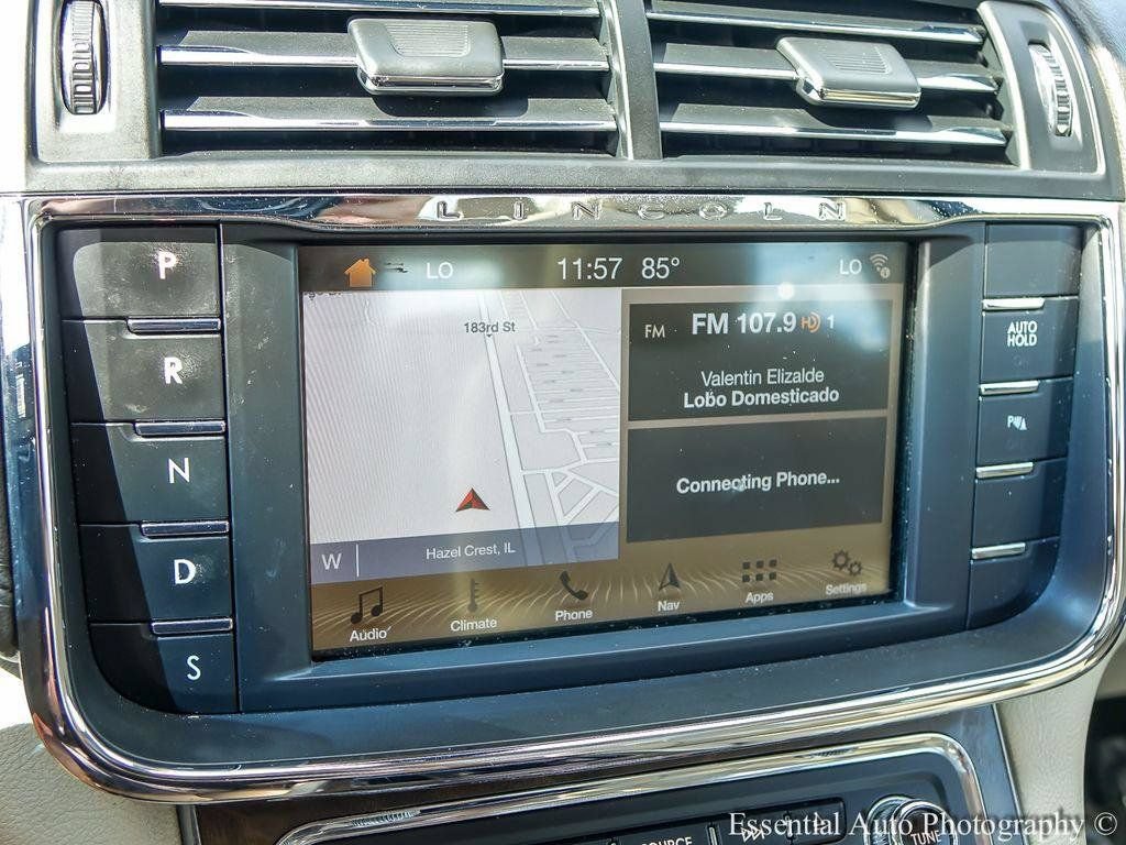 Used 2018 Lincoln Continental Reserve w/ Continental Climate Package AWD/4WD image 15