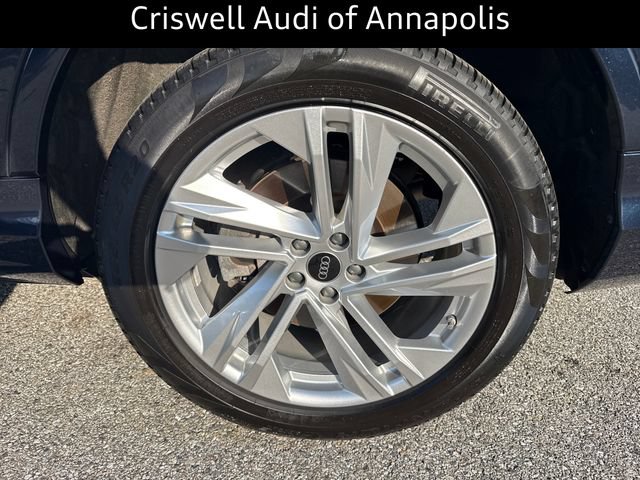 Used 2023 Audi Q7 3.0T Premium Plus w/ Premium Plus Package AWD/4WD image 11