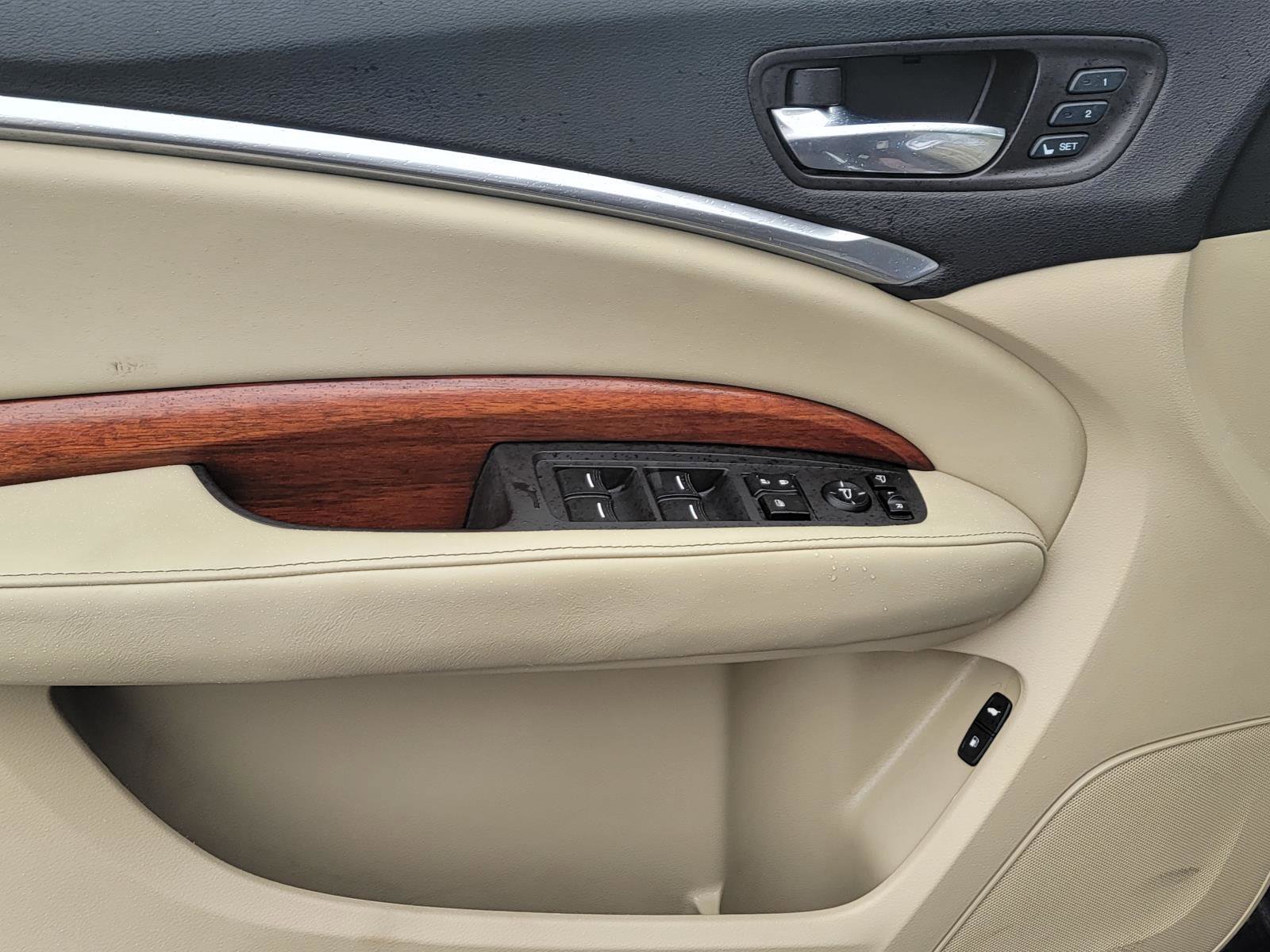 Used 2017 Acura MDX SH-AWD w/ Advance Package image 8