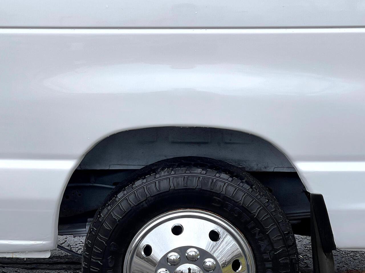 Used 2013 Ford E-150 and Econoline 150 image 20