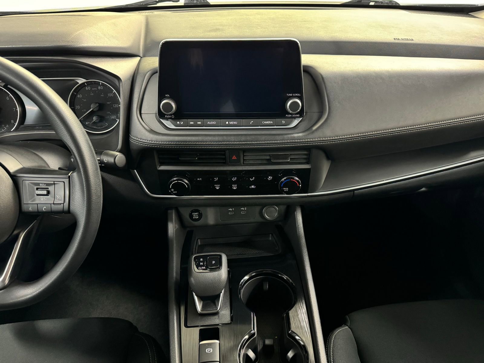 Used 2024 Nissan Rogue S image 14