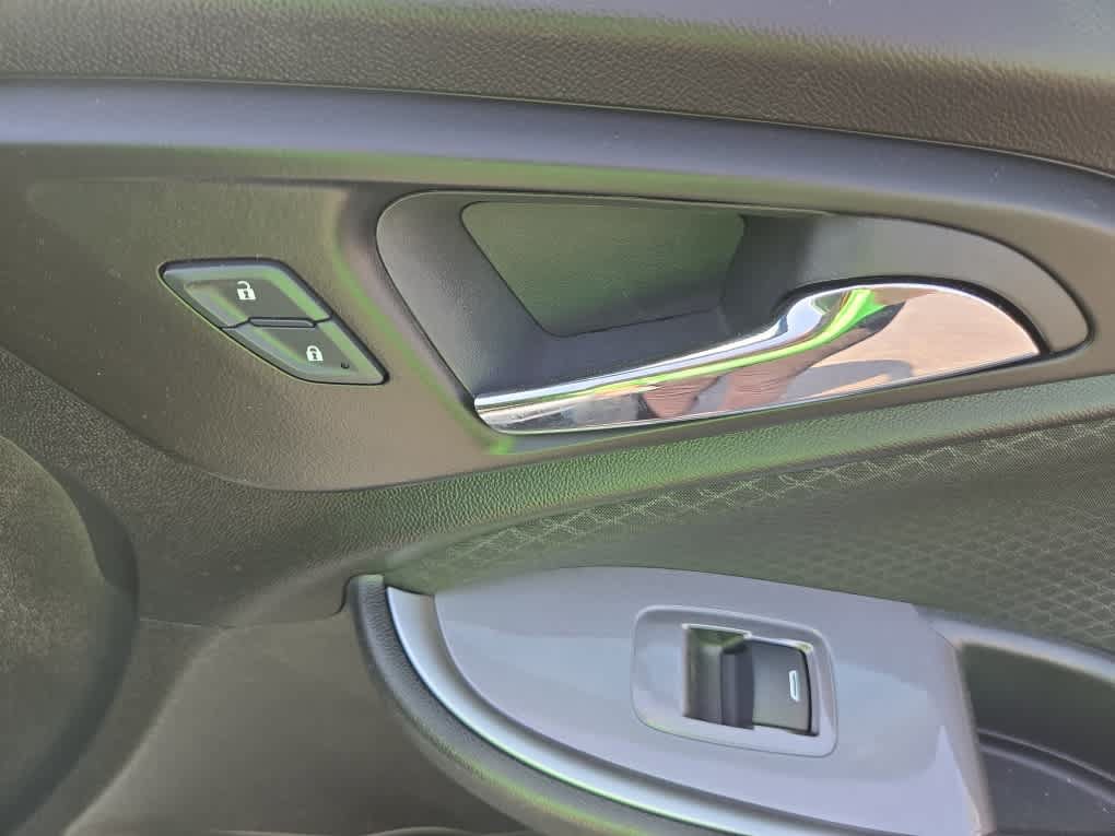 New 2025 Chevrolet Malibu LT FWD image 36