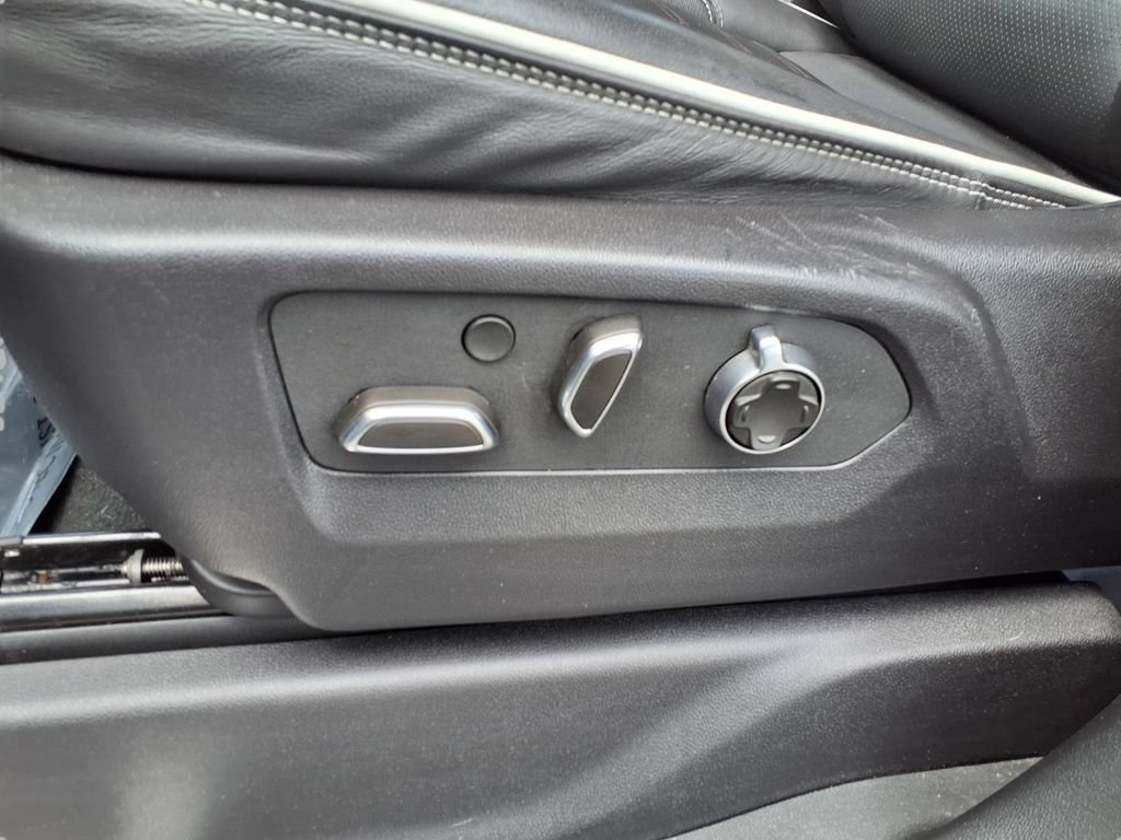 Used 2024 GMC Sierra 1500 AT4X AWD/4WD image 23
