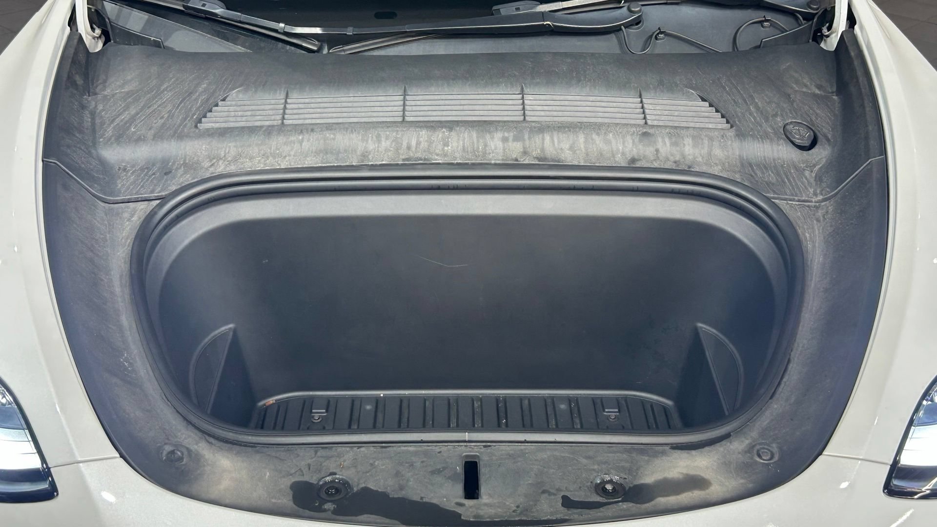Used 2022 Tesla Model Y Long Range AWD/4WD image 80