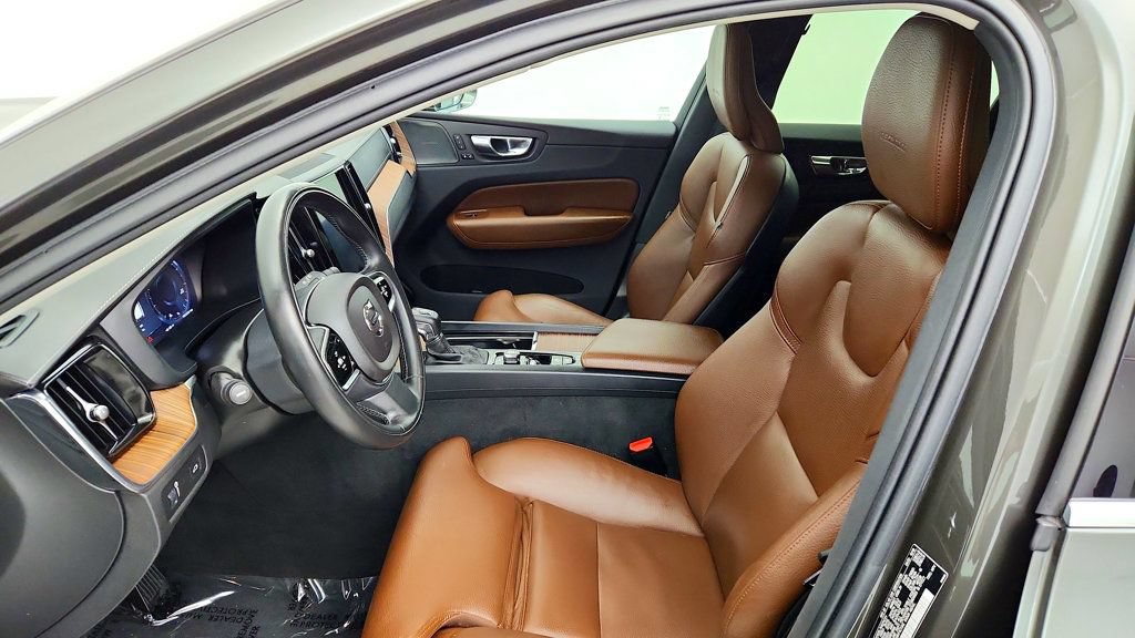 Used 2019 Volvo XC60 T5 Inscription w/ Protection Package AWD/4WD image 20