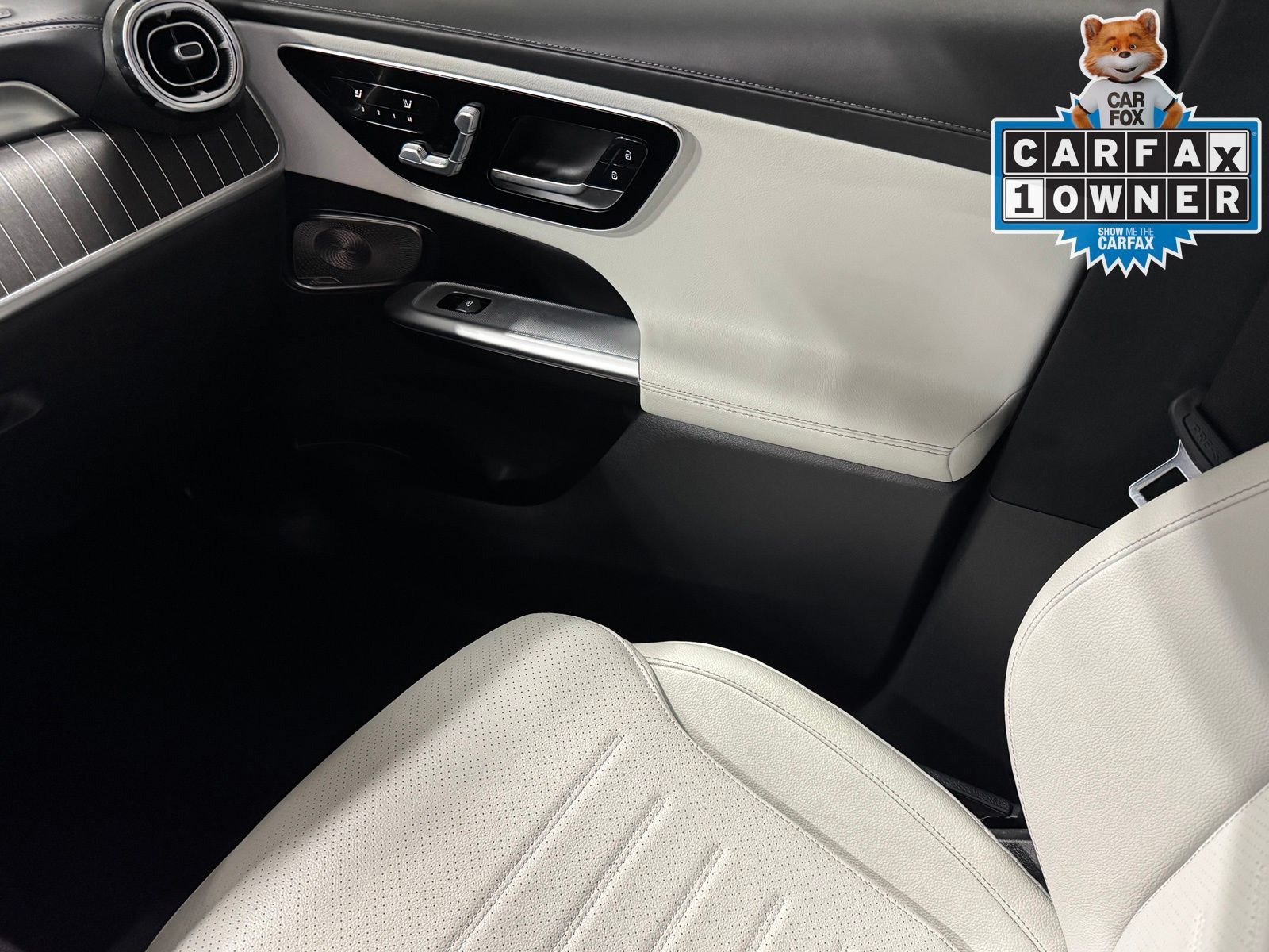Used 2023 Mercedes-Benz GLC 300 image 42