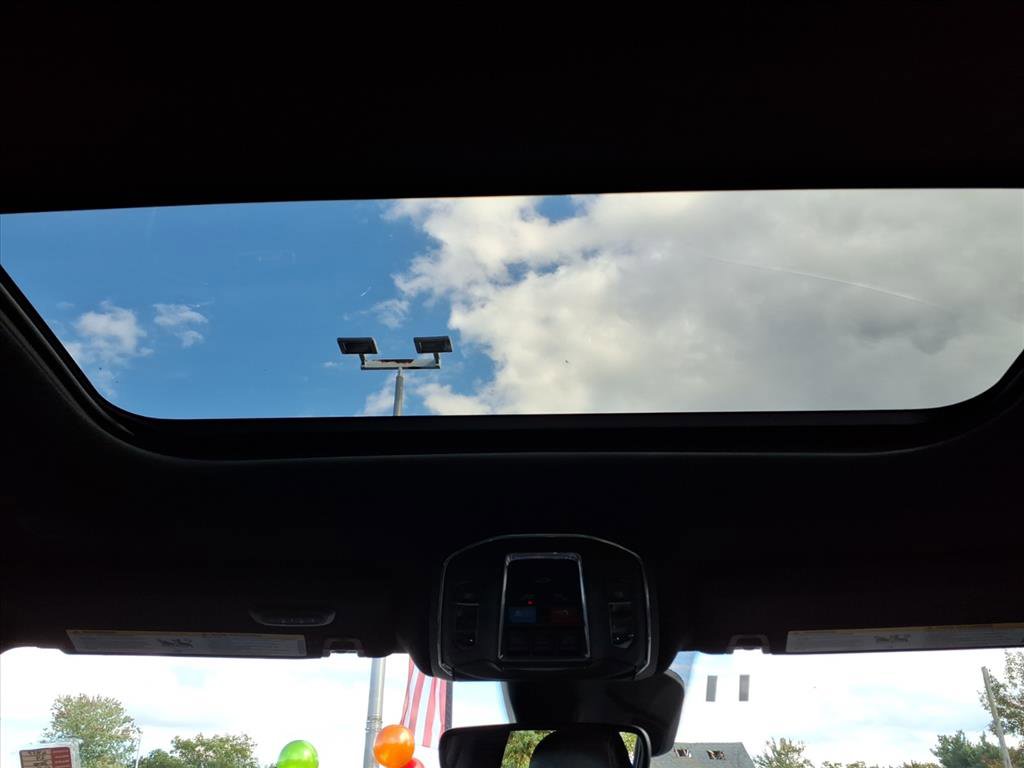 Used 2024 Jeep Grand Cherokee Limited 4xe image 14