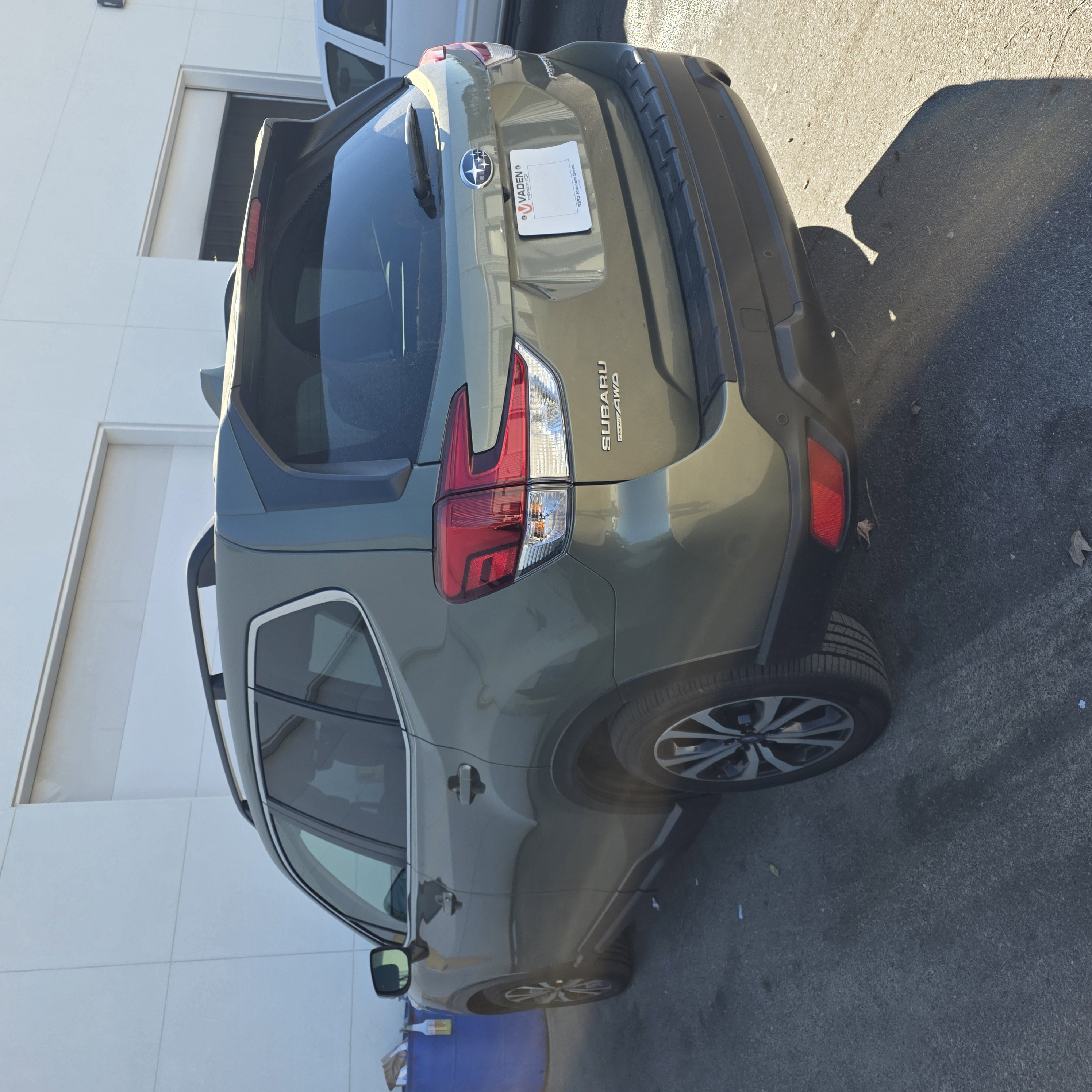 Used 2020 Subaru Forester Limited w/ Popular Package #3 image 4