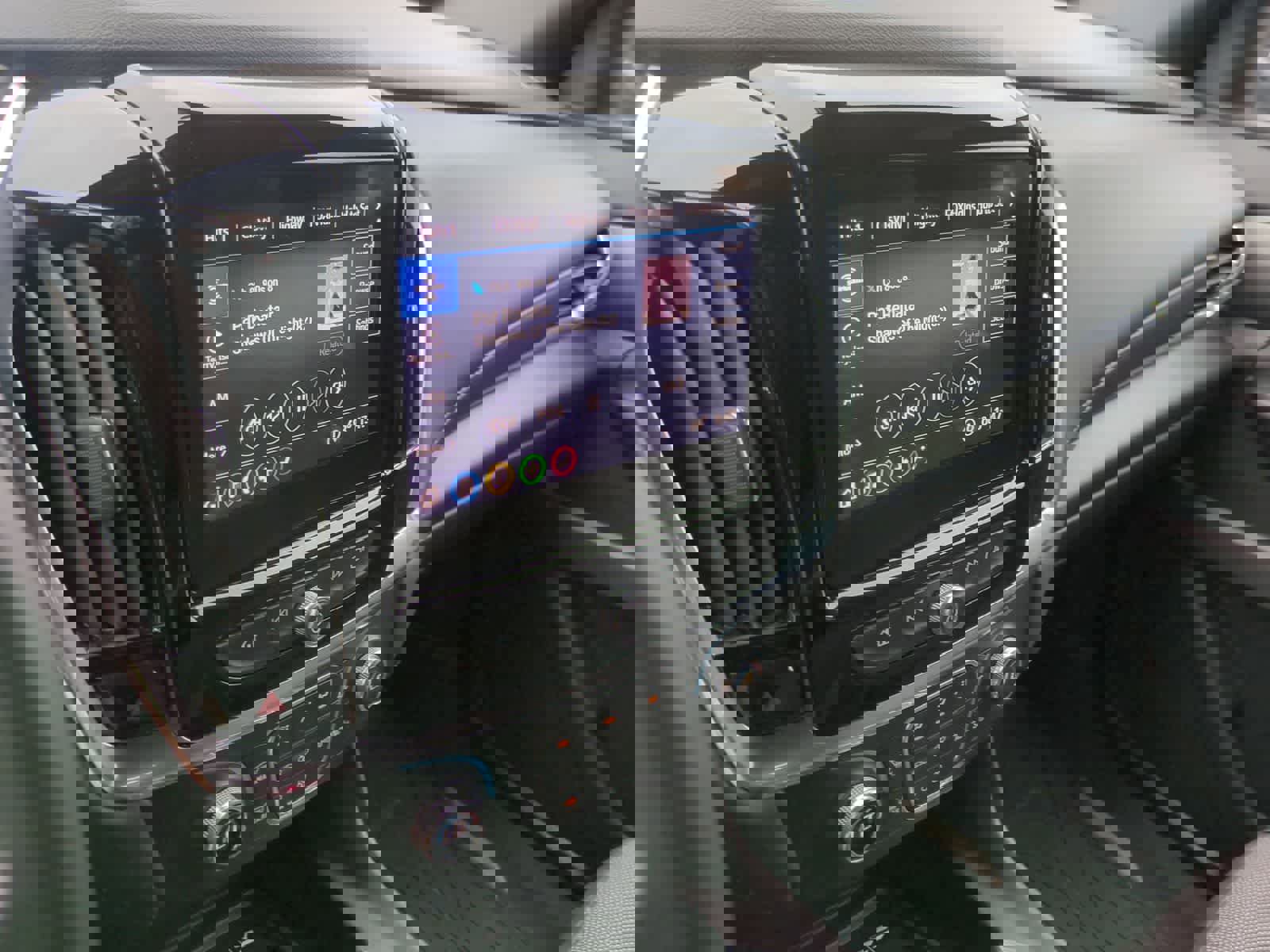 Used 2023 Chevrolet Traverse LT image 27