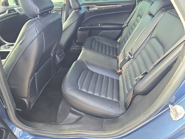 Used 2019 Ford Fusion SEL FWD image 16