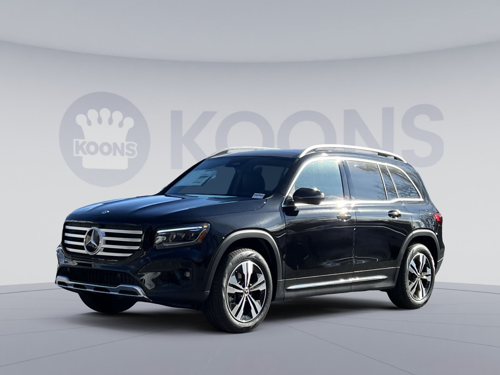 New 2026 Mercedes-Benz GLB 250 4MATIC image 1