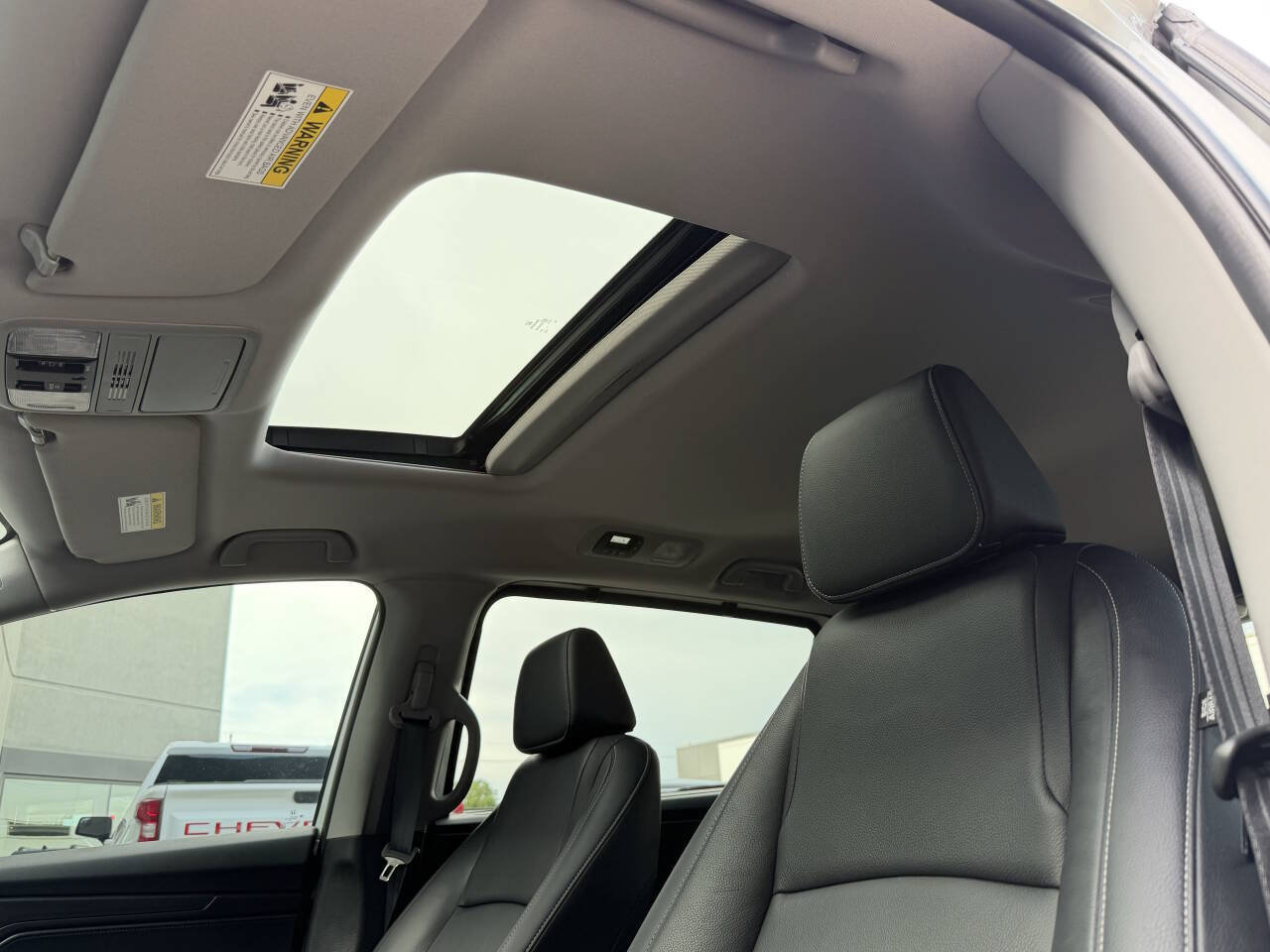 Used 2024 Honda Odyssey EX-L image 15