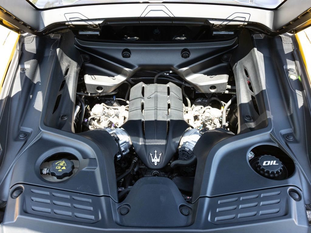 Used 2022 Maserati MC20 Coupe RWD image 40