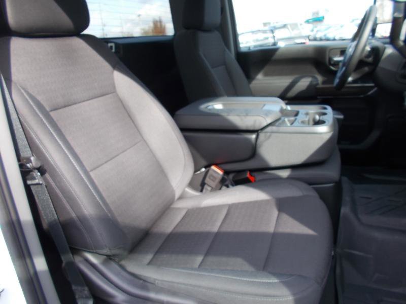 Used 2025 Chevrolet Silverado 2500 LT image 25