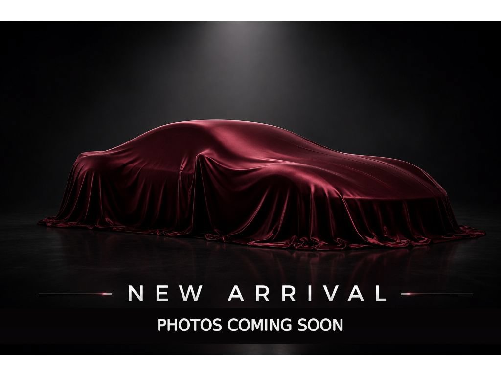 Used 2024 Ford Expedition XLT RWD image 2