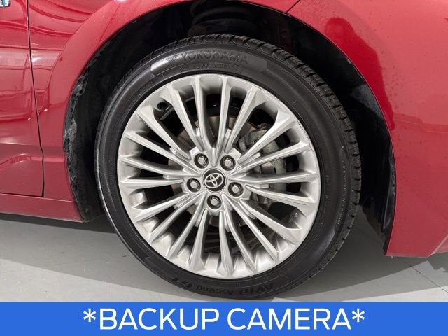 Used 2021 Toyota Avalon Limited image 10