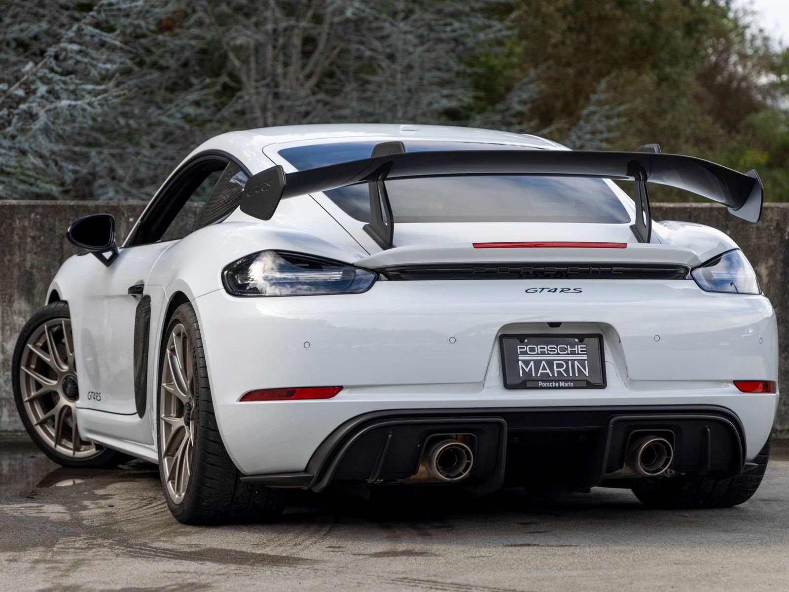 Used 2023 Porsche 718 Cayman GT4 RS RWD image 3