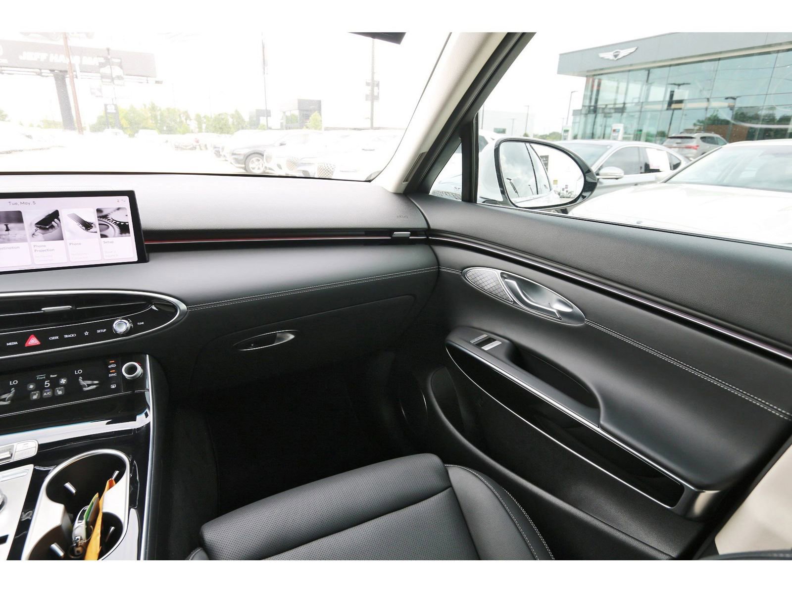 Used 2026 Genesis GV70 2.5T AWD/4WD image 12
