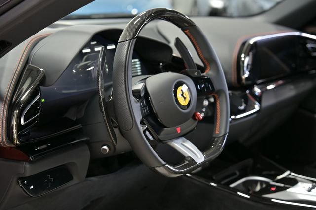 Used 2026 Ferrari Purosangue image 27